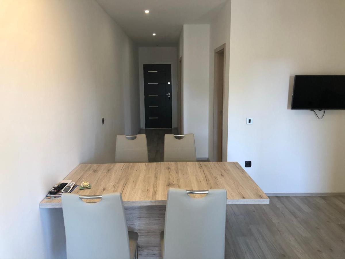 Apartmani Bm Biograd Na Moru Eksteriør billede