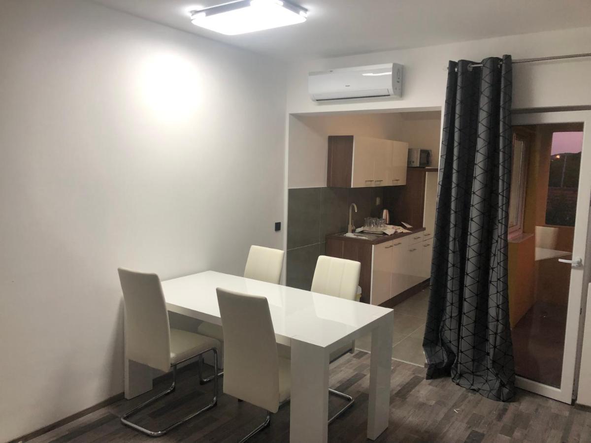 Apartmani Bm Biograd Na Moru Eksteriør billede