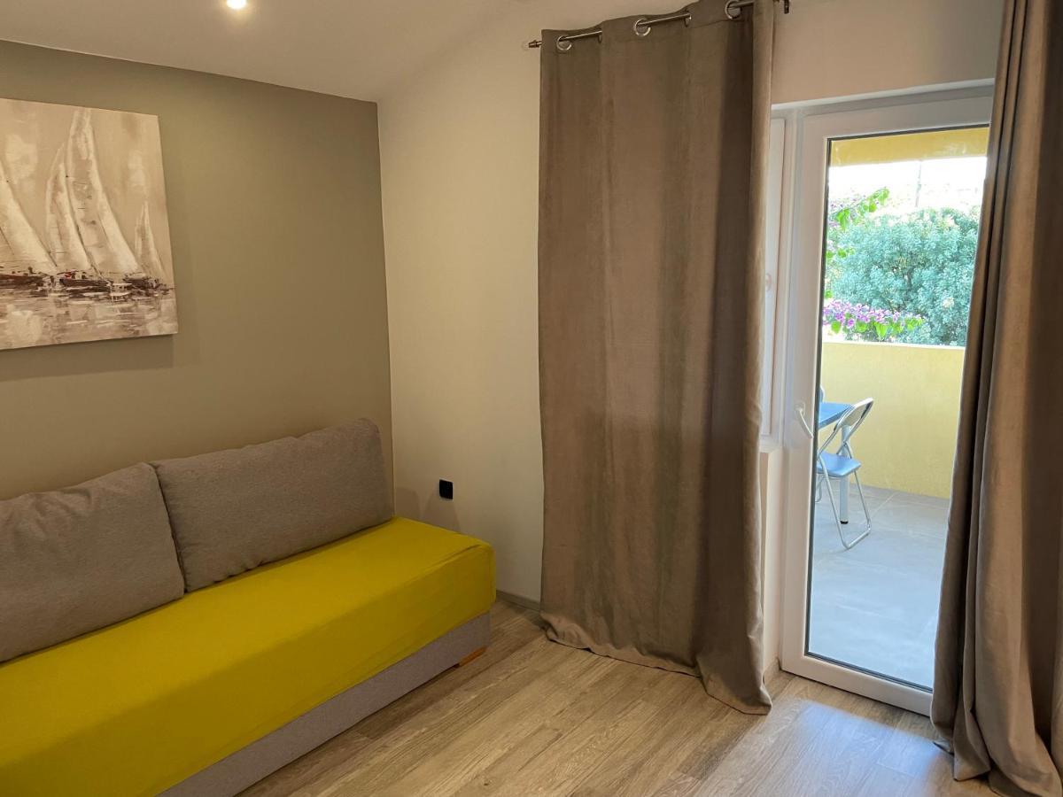 Apartmani Bm Biograd Na Moru Eksteriør billede