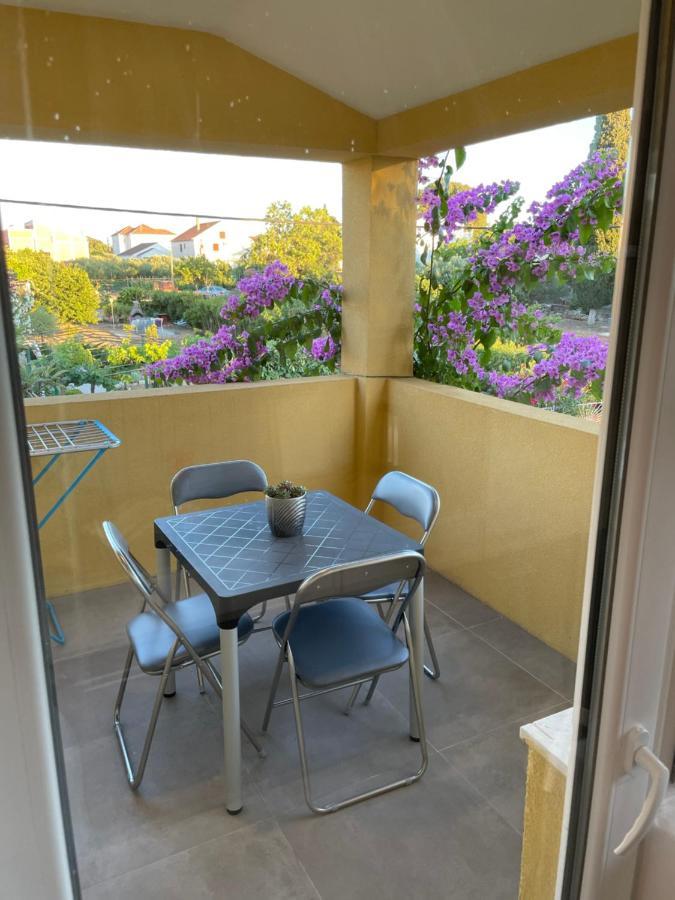 Apartmani Bm Biograd Na Moru Eksteriør billede
