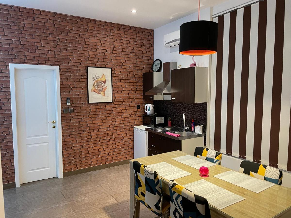Apartmani Bm Biograd Na Moru Eksteriør billede